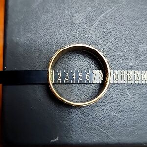 Mens 8 1/2 Gold with Silver engraving